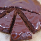 Gesunder Schokoladen Erdnuss Kuchen (vegan)