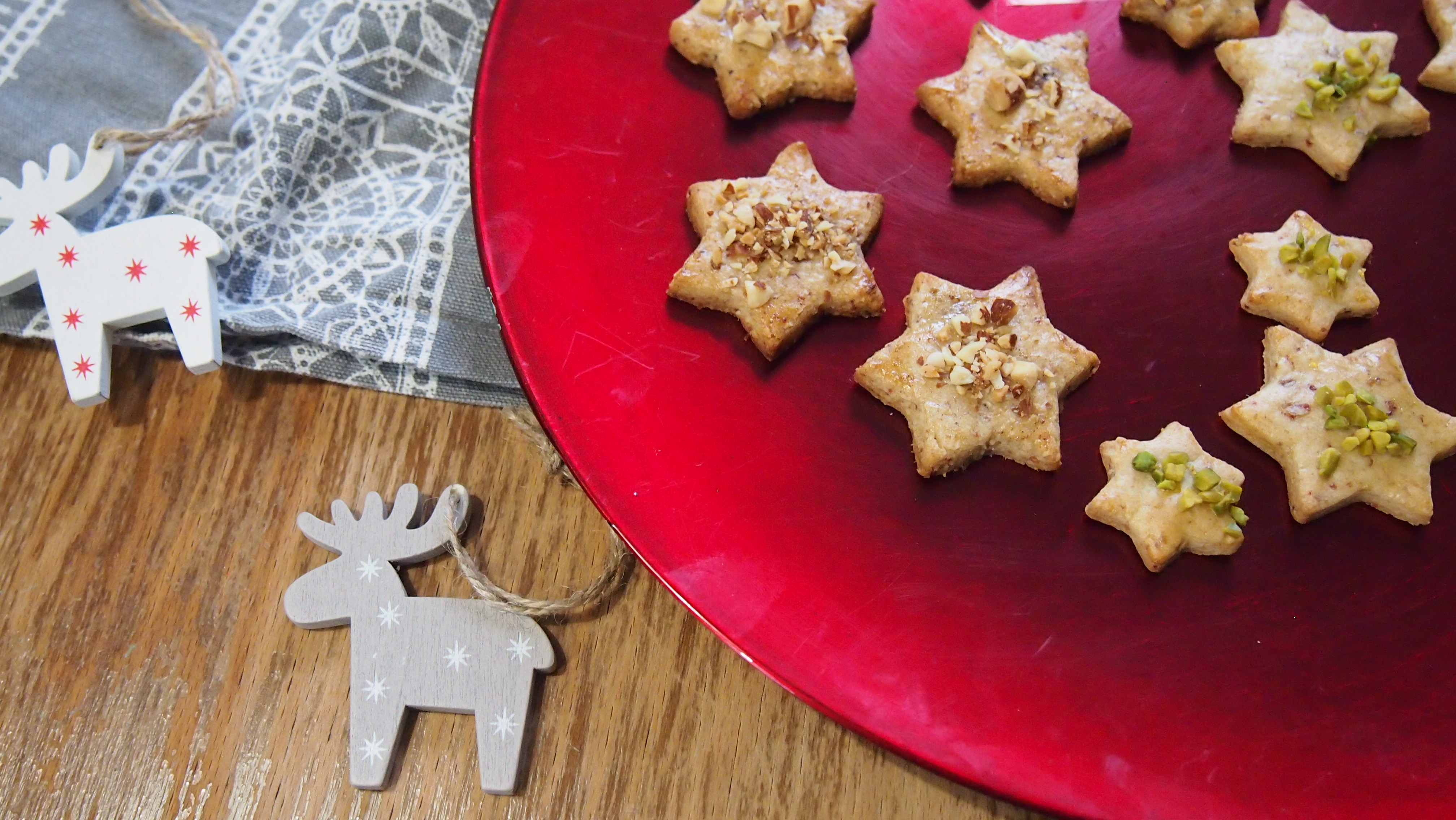 Gesunde Ausstechplatzchen Ohne Zucker Bake It Naked